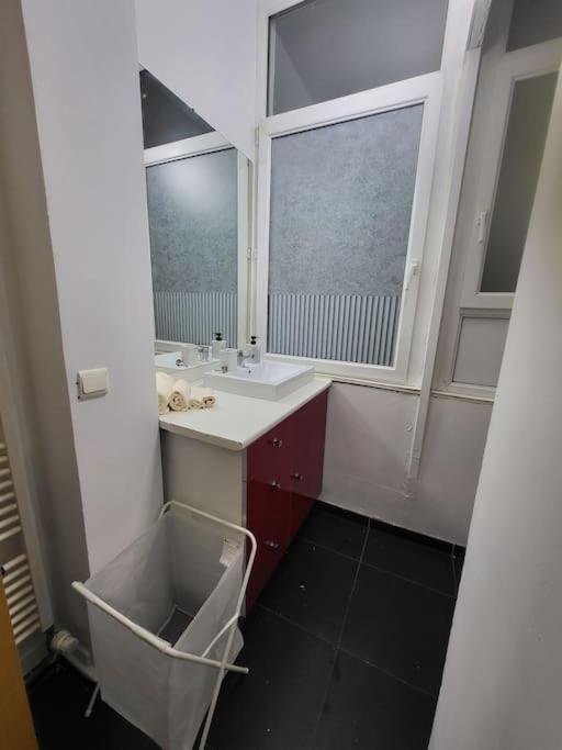 Appartement Style Haussmannien 1 Bedroom Brussel Eksteriør bilde